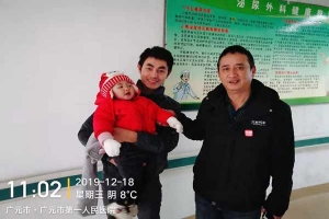 萬(wàn)順叫車網(wǎng)約車司機(jī)生死時(shí)速！連闖三個(gè)紅燈，挽救幼童一生