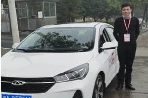 萬順叫車制定五項服務標準，為乘客提供全方位服務